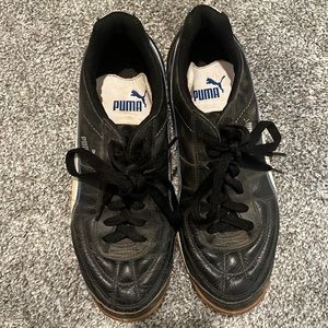 Puma Black, White, Blue Indoor Soccer Shoes ⚽️